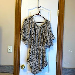 Beautiful cheetah romper brand eesome